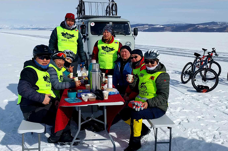 Lunch on Khuvsgul lake